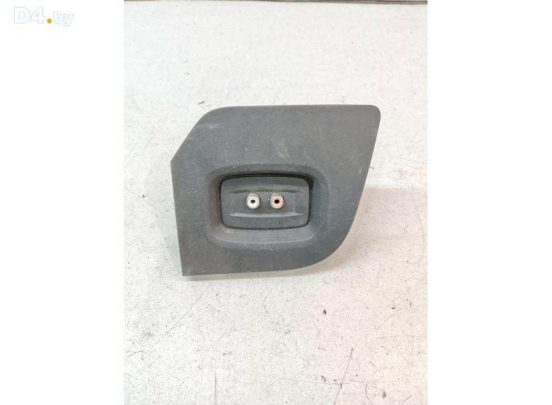 Разъем AUX / USB к Renault Master 2011 г.