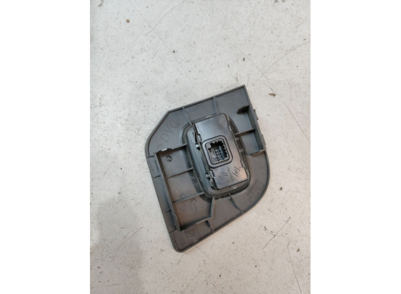 Разъем AUX / USB к Renault Master, 2011г.