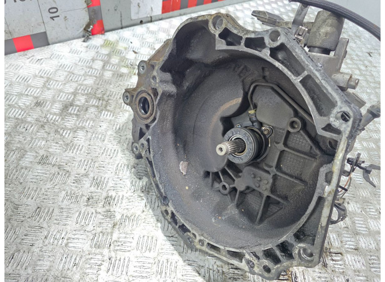 КПП механическая (МКПП) к Opel Zafira, 2007г.