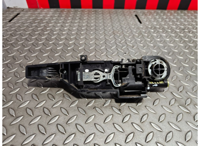 Ручка наружная передняя правая к Renault Kangoo, 2010г.