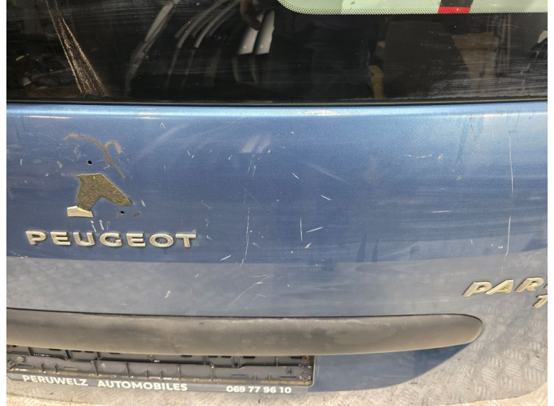 Крышка багажника (дверь 3-5) к Peugeot Partner, 2017г.