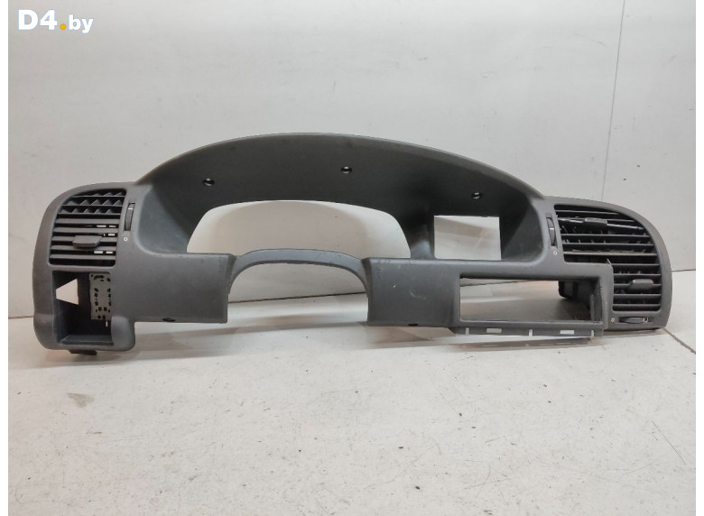 Кожух панели приборов к Opel Zafira 2003 г.