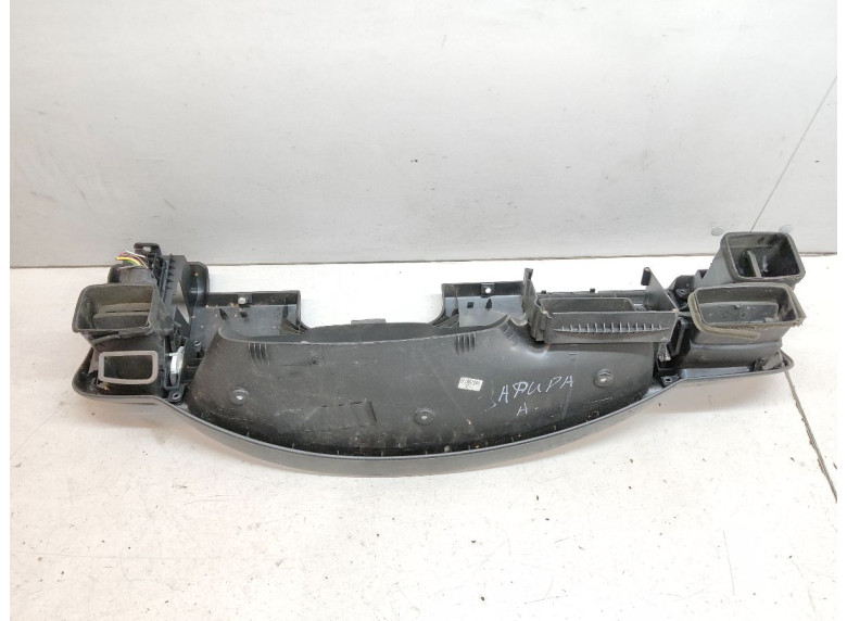 Кожух панели приборов к Opel Zafira, 2003г.