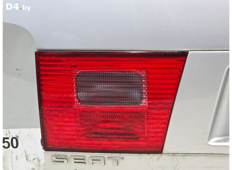 Фонарь крышки багажника левый к Seat Alhambra 2003 г.