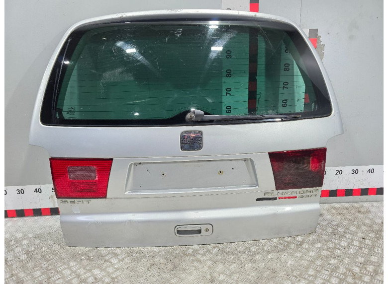 Фонарь крышки багажника левый к Seat Alhambra, 2003г.