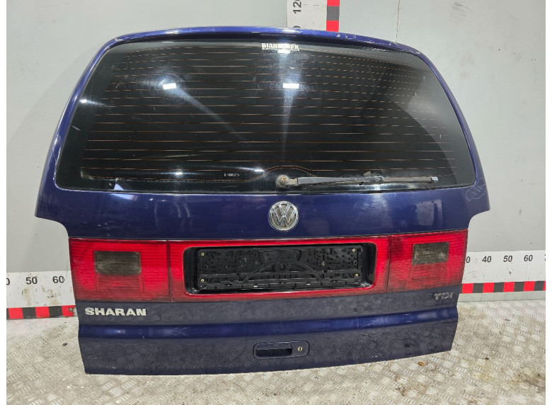 Моторчик заднего стеклоочистителя (дворника) к Volkswagen Sharan, 2003г.