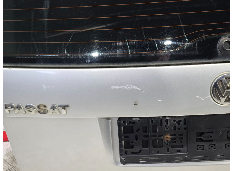 Крышка багажника (дверь 3-5) к Volkswagen Passat, 2003г.