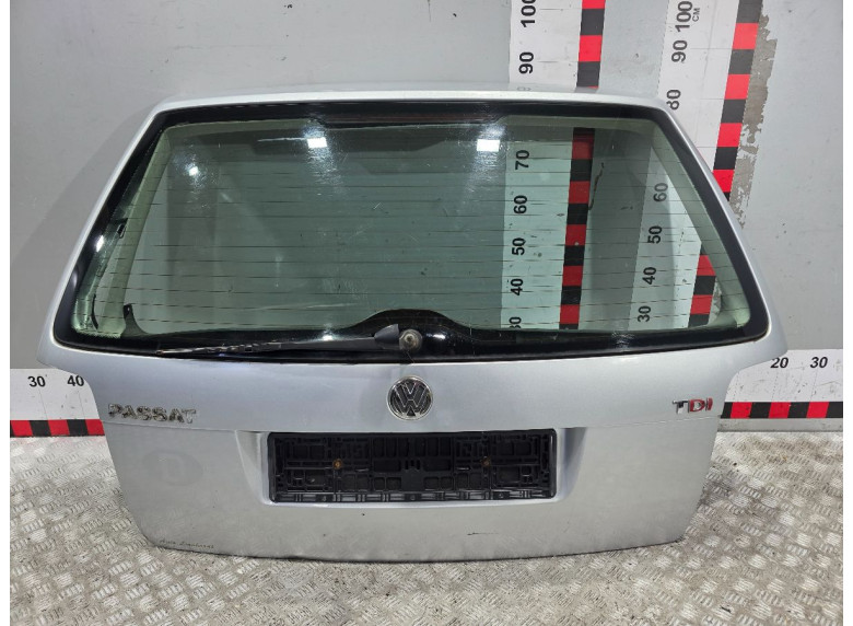 Моторчик заднего стеклоочистителя (дворника) к Volkswagen Passat, 2001г.