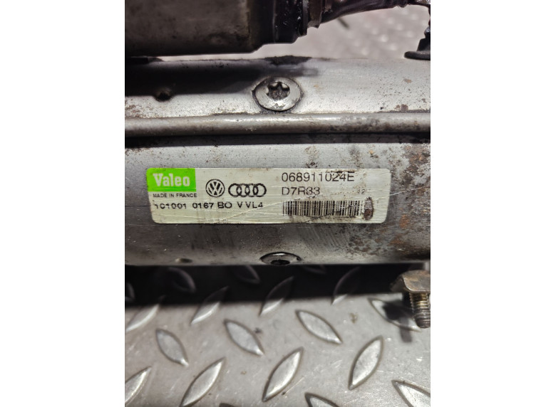 Стартер к Audi A4, 2001г.