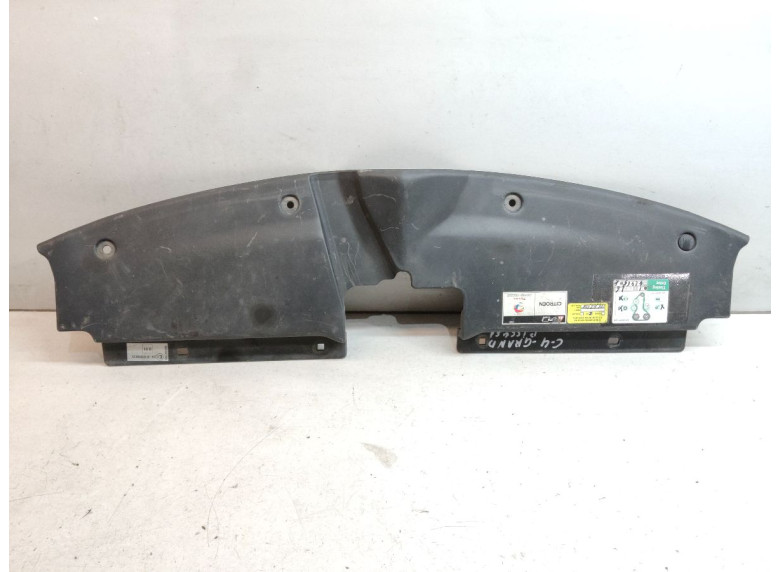 Накладка замка капота к Citroen C4 Grand Picasso, 2010г.