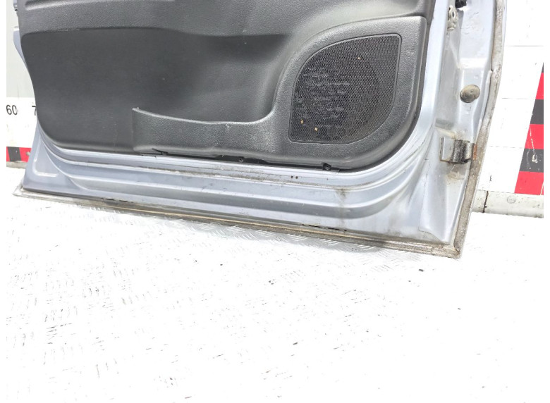 Дверь передняя левая к Opel Zafira, 2003г.