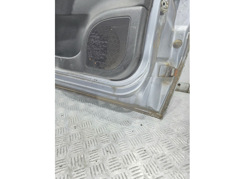 Дверь передняя левая к Opel Zafira, 2003г.