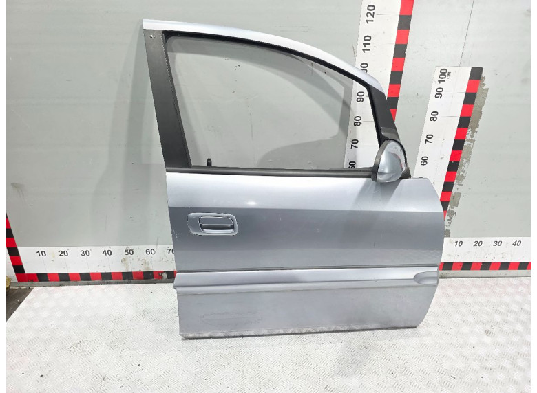 Дверь передняя правая к Opel Zafira, 2003г.