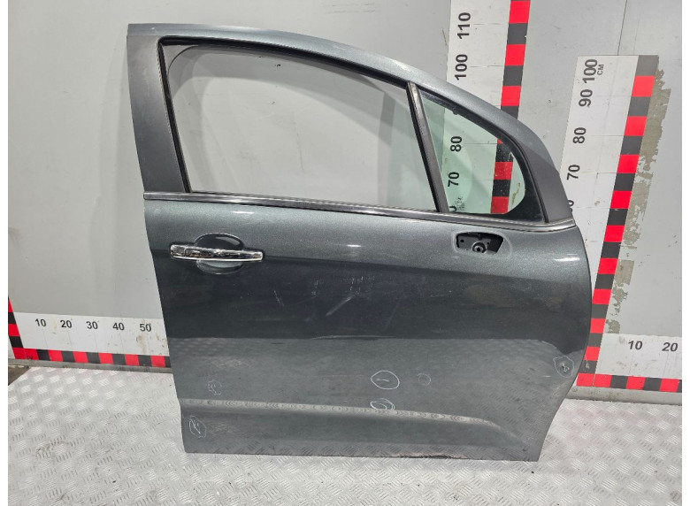 Дверь передняя правая к Citroen C3, 2014г.