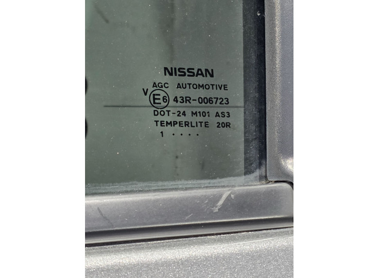 Стекло двери задней левой к Nissan Qashqai, 2011г.