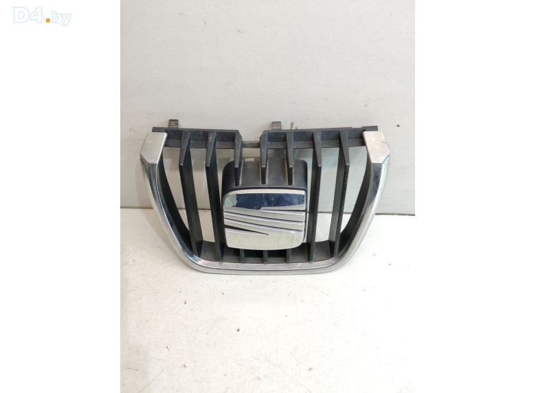 Решетка радиатора к Seat Alhambra 2004 г.