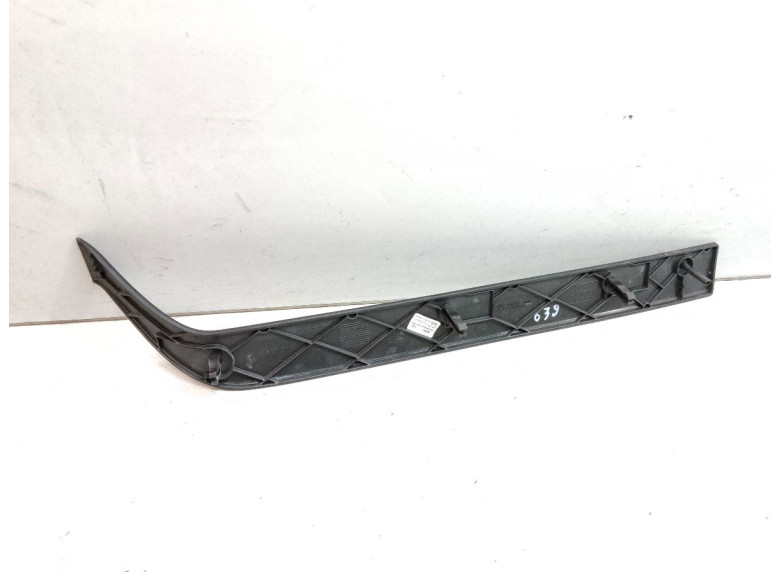 Накладка декоративная на торпедо к Mercedes Vito W639, 2008г.