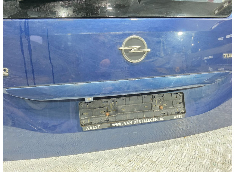 Накладка подсветки номера к Opel Combo, 2019г.