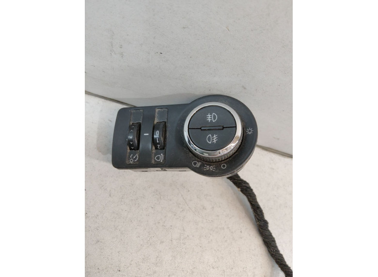 Переключатель света к Chevrolet Orlando, 2011г.