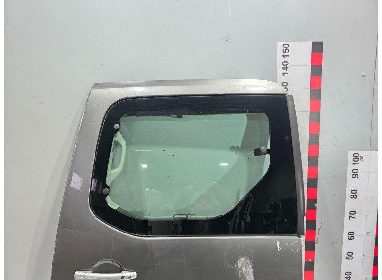 Дверь сдвижная левая к Citroen Berlingo, 2010г.