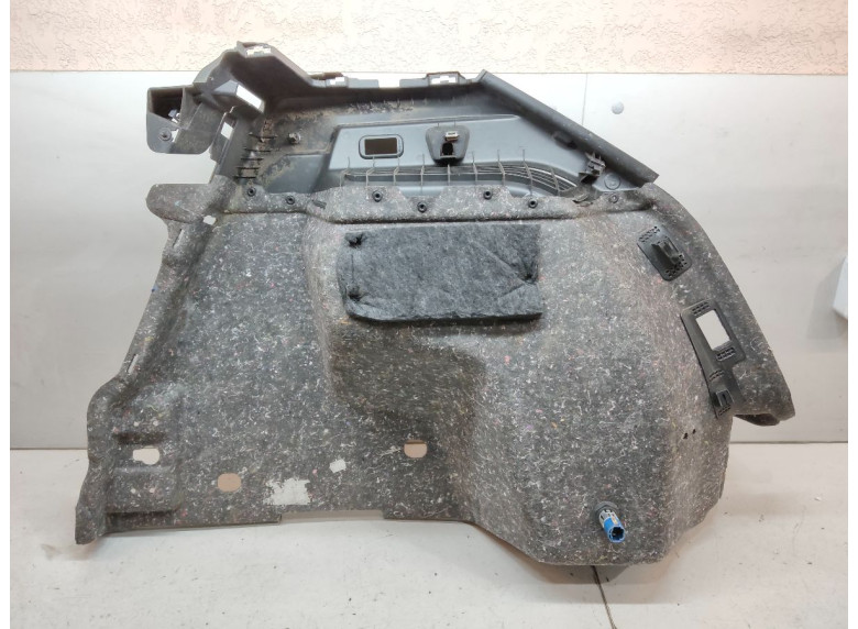 Обшивка багажника к Audi Q4 E-tron, 2022г.