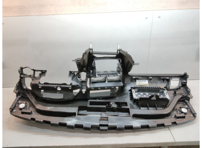 Панель передняя салона (торпедо) к Audi A5, 2010г.
