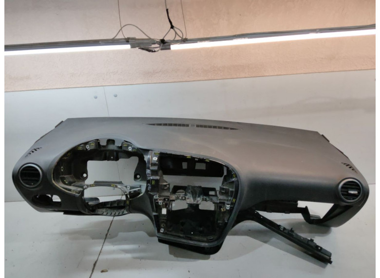 Панель передняя салона (торпедо) к Seat Leon, 2008г.