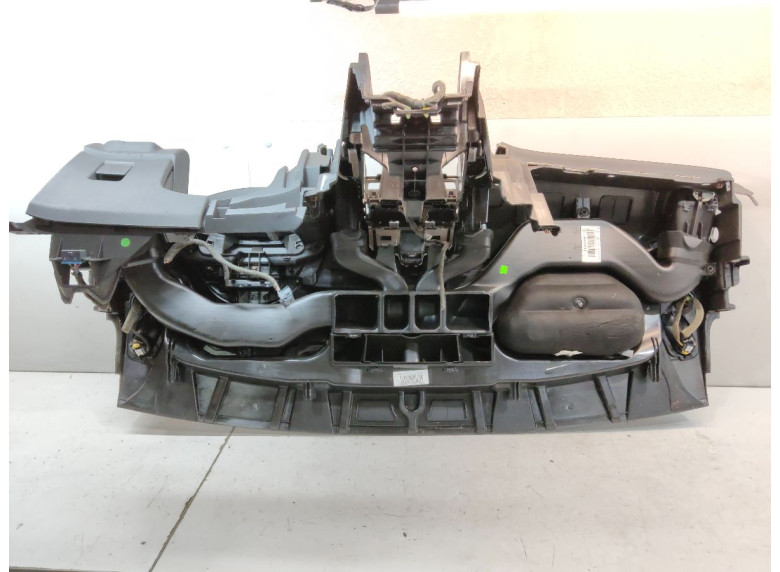 Панель передняя салона (торпедо) к Opel Astra, 2010г.
