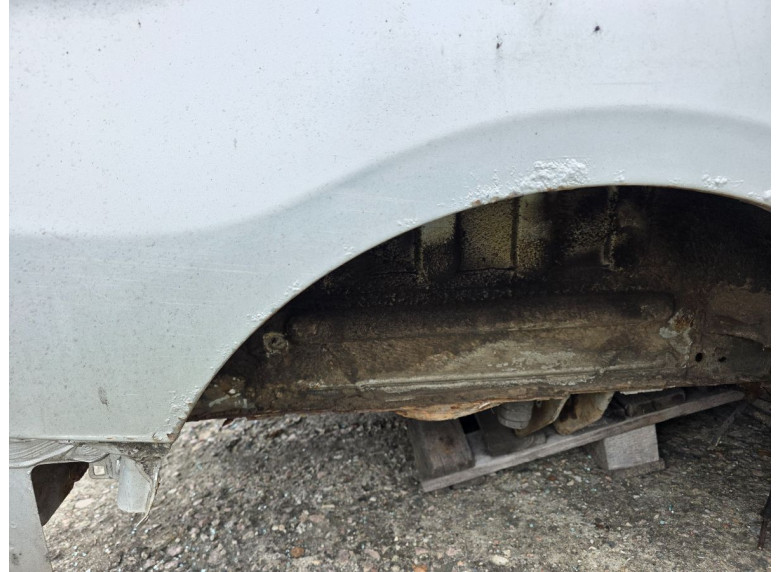 Четверть задняя правая к Renault Trafic, 2004г.