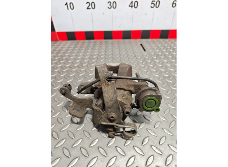 Суппорт задний правый к Citroen C4 Picasso, 2007г.