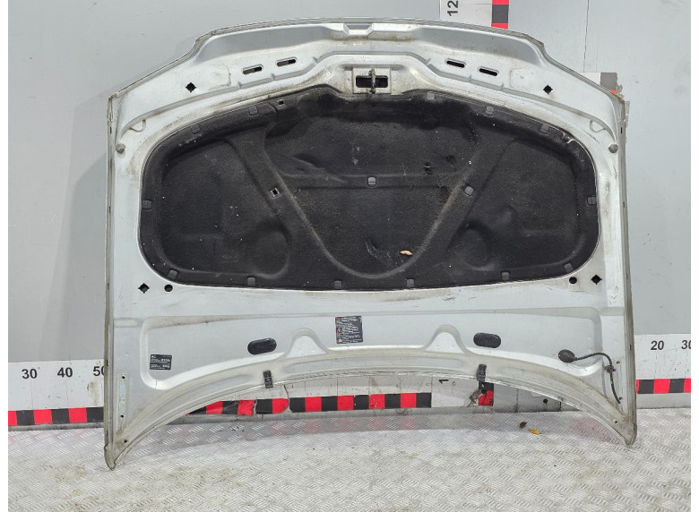 Капот к Volkswagen Passat, 2001г.