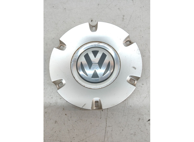 Колпачок литого диска к Volkswagen Passat, 2006г.