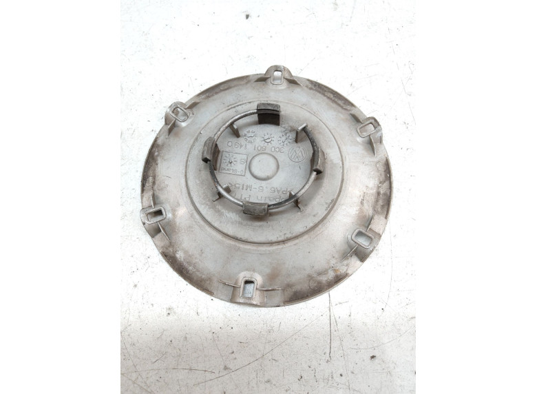 Колпачок литого диска к Volkswagen Passat, 2006г.