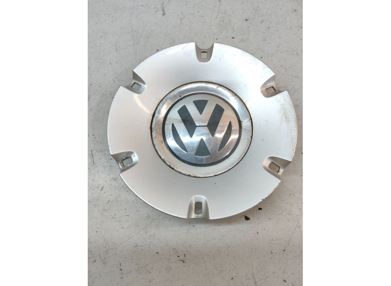 Колпачок литого диска к Volkswagen Passat, 2006г.