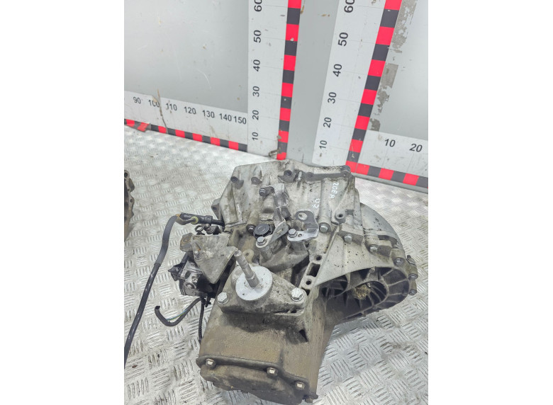 КПП механическая (МКПП) к Peugeot 3008, 2011г.