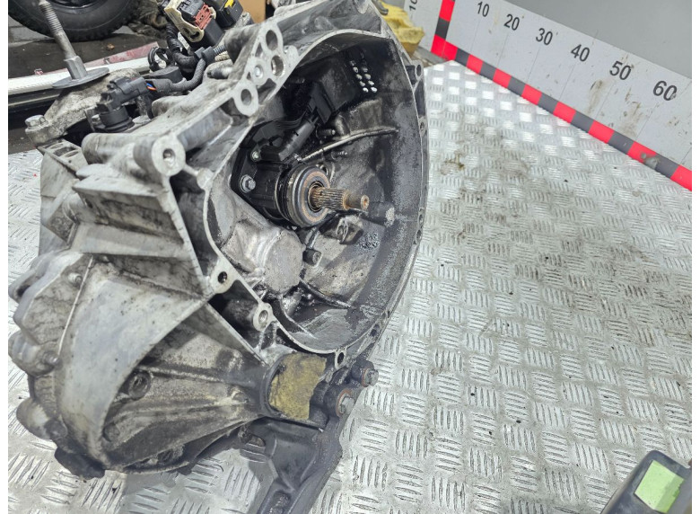 КПП роботизированная к Citroen C4 Picasso, 2011г.