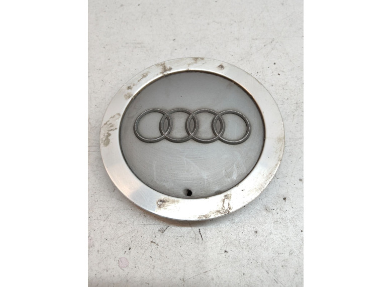 Колпачок литого диска к Audi A6, 1997г.