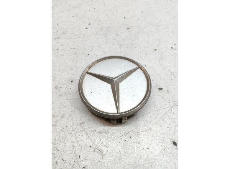 Колпачок литого диска к Mercedes E W211, 2003г.