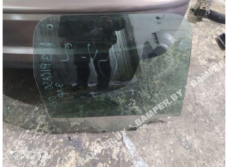 Стекло двери задней правой к Citroen C3 Picasso