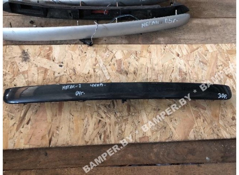 Накладка подсветки номера к Renault Megane