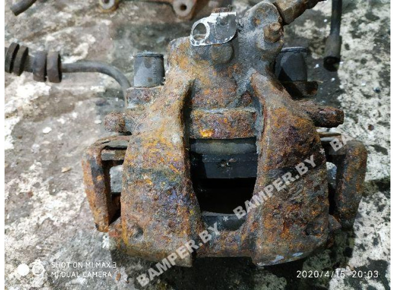 Суппорт передний левый к Fiat Punto