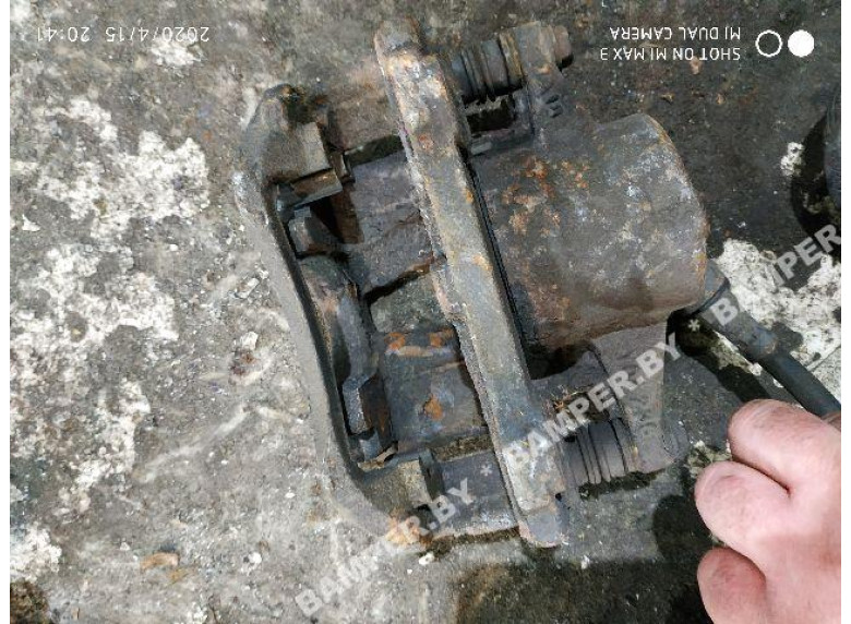 Суппорт передний правый к Fiat Stilo, 2001г.