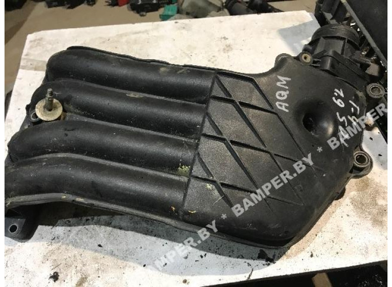 Коллектор впускной к Volkswagen Golf, 1998г.