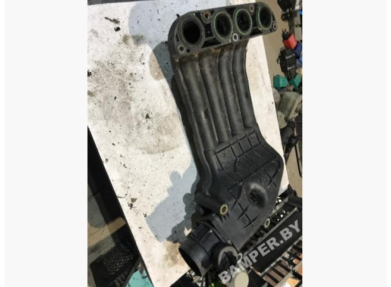 Коллектор впускной к Volkswagen Golf, 1998г.