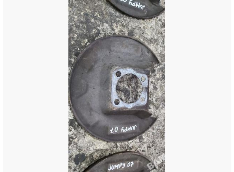 Кожух защитный тормозного диска к Citroen Jumpy, 2007г.