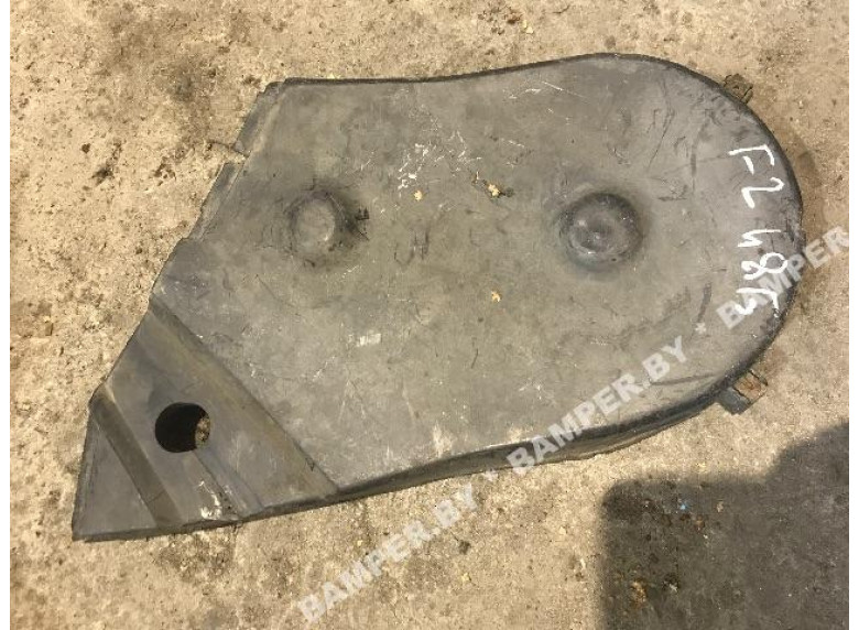 Защита (кожух) ремня ГРМ к Volkswagen Golf, 1996г.