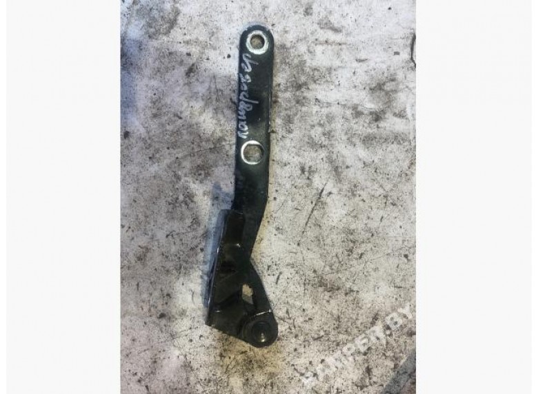 Петля капота правая к Land-Rover Freelander