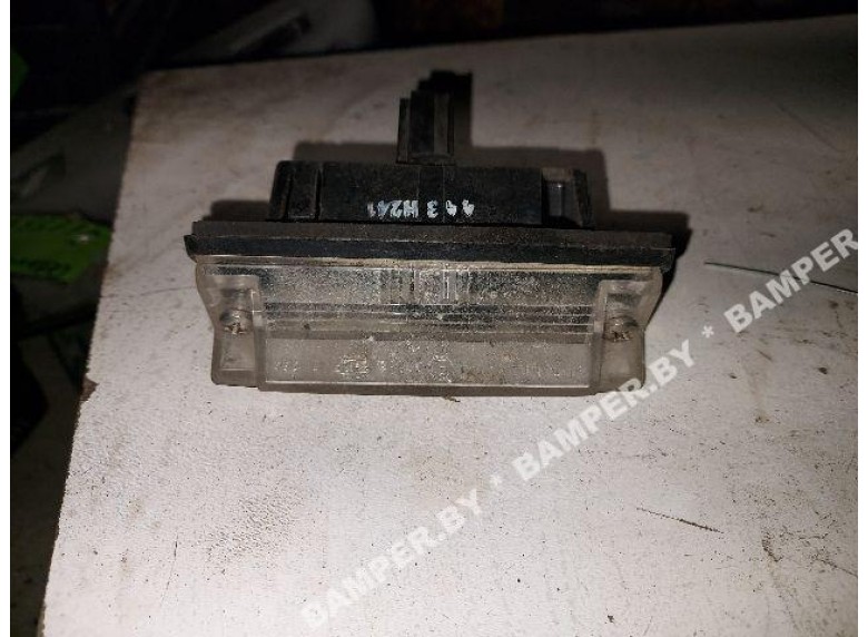 Подсветка номера к Mitsubishi Carisma