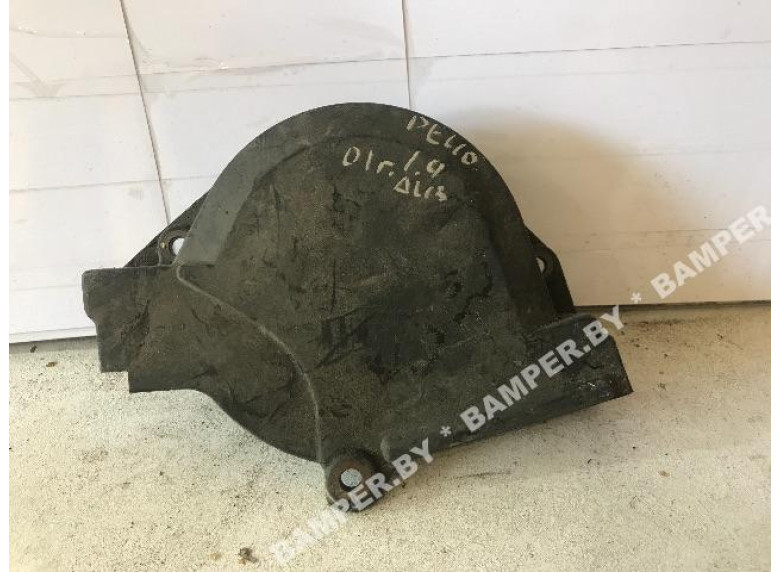 Защита (кожух) ремня ГРМ к Renault Kangoo, 2000г.