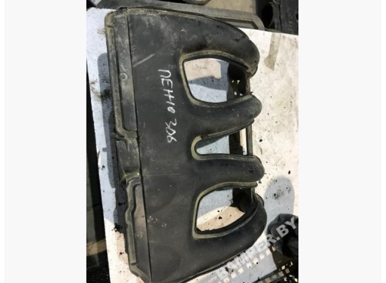 Коллектор впускной к Citroen Berlingo, 1999г.